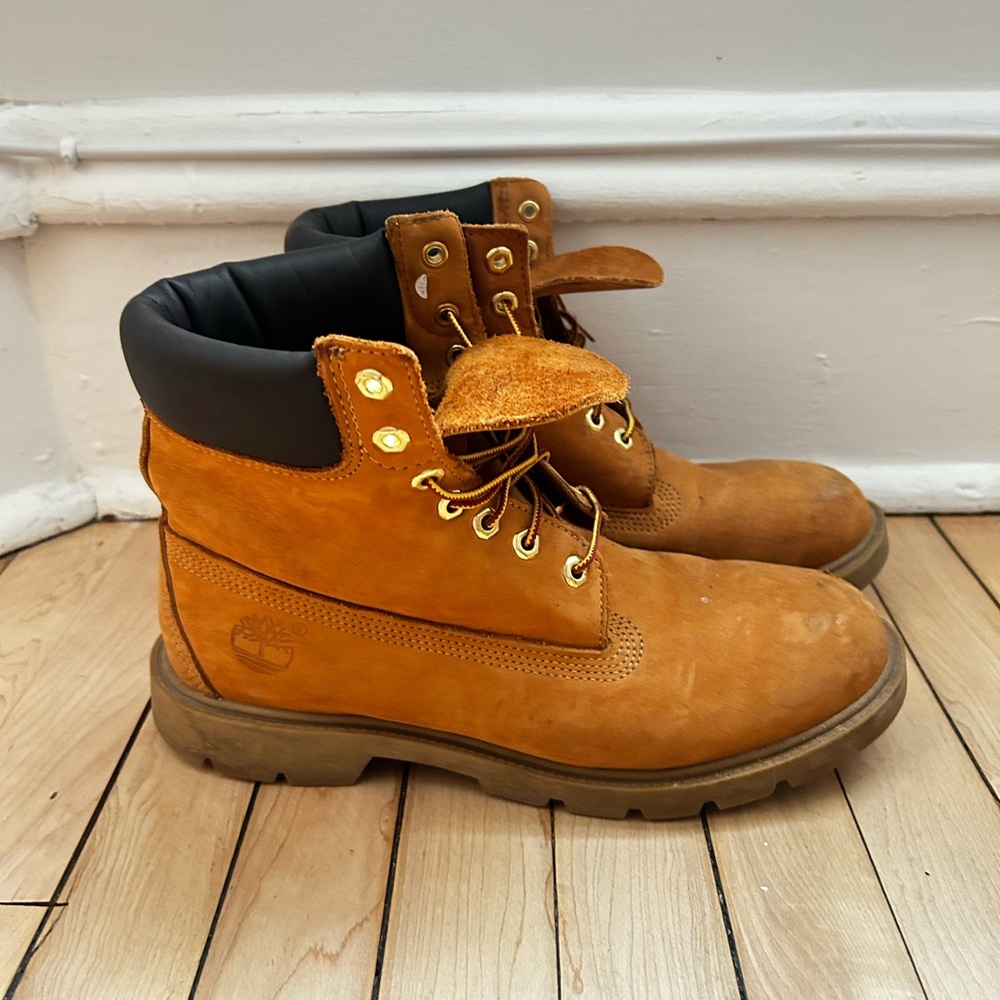Timberland Classic 6in Wheat Boots